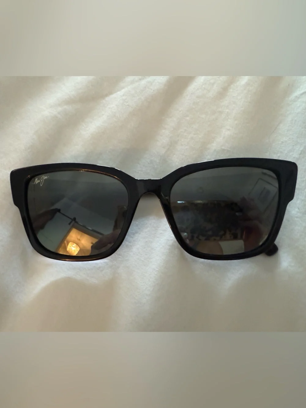 PERFECT CONDITION Maui Jim Classic Style Black Polarized Sunglasses – Worn Once